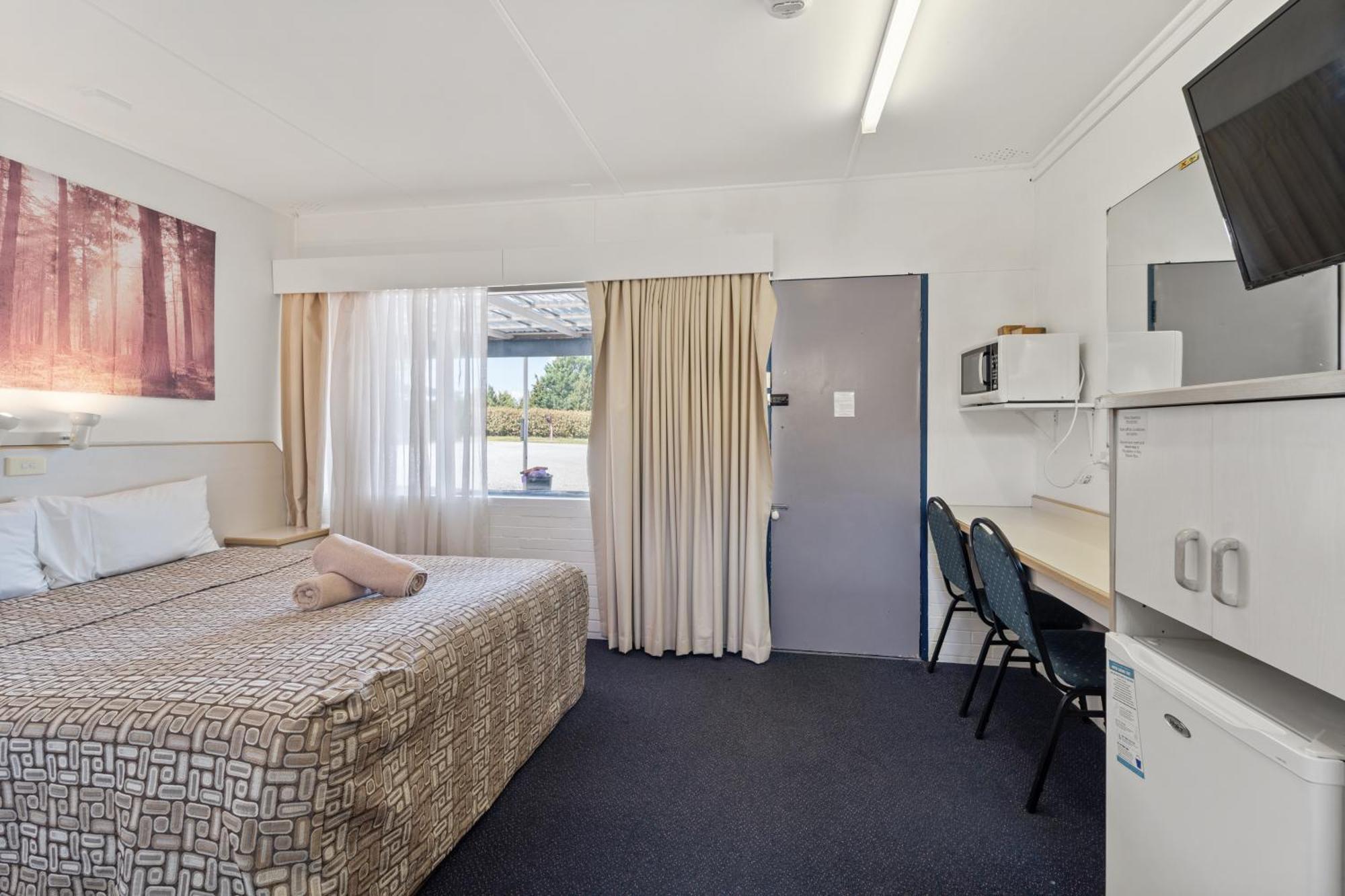 Tally Ho Motor Inn Tenterfield Exterior photo