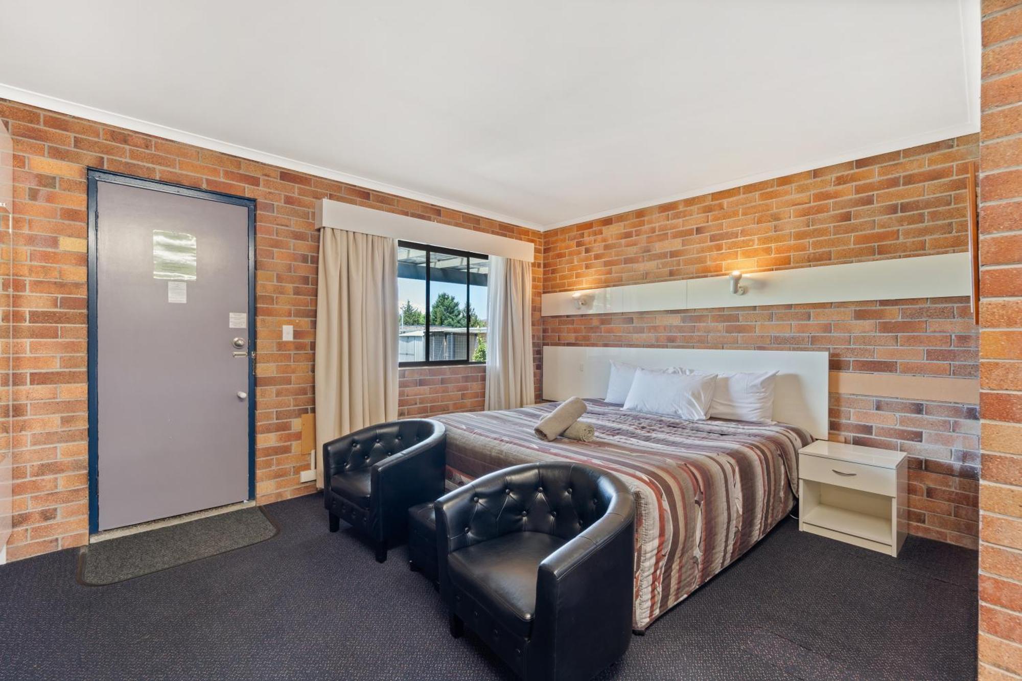 Tally Ho Motor Inn Tenterfield Exterior photo