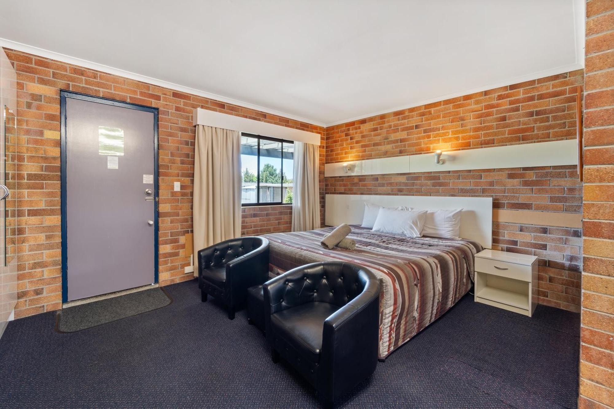 Tally Ho Motor Inn Tenterfield Exterior photo