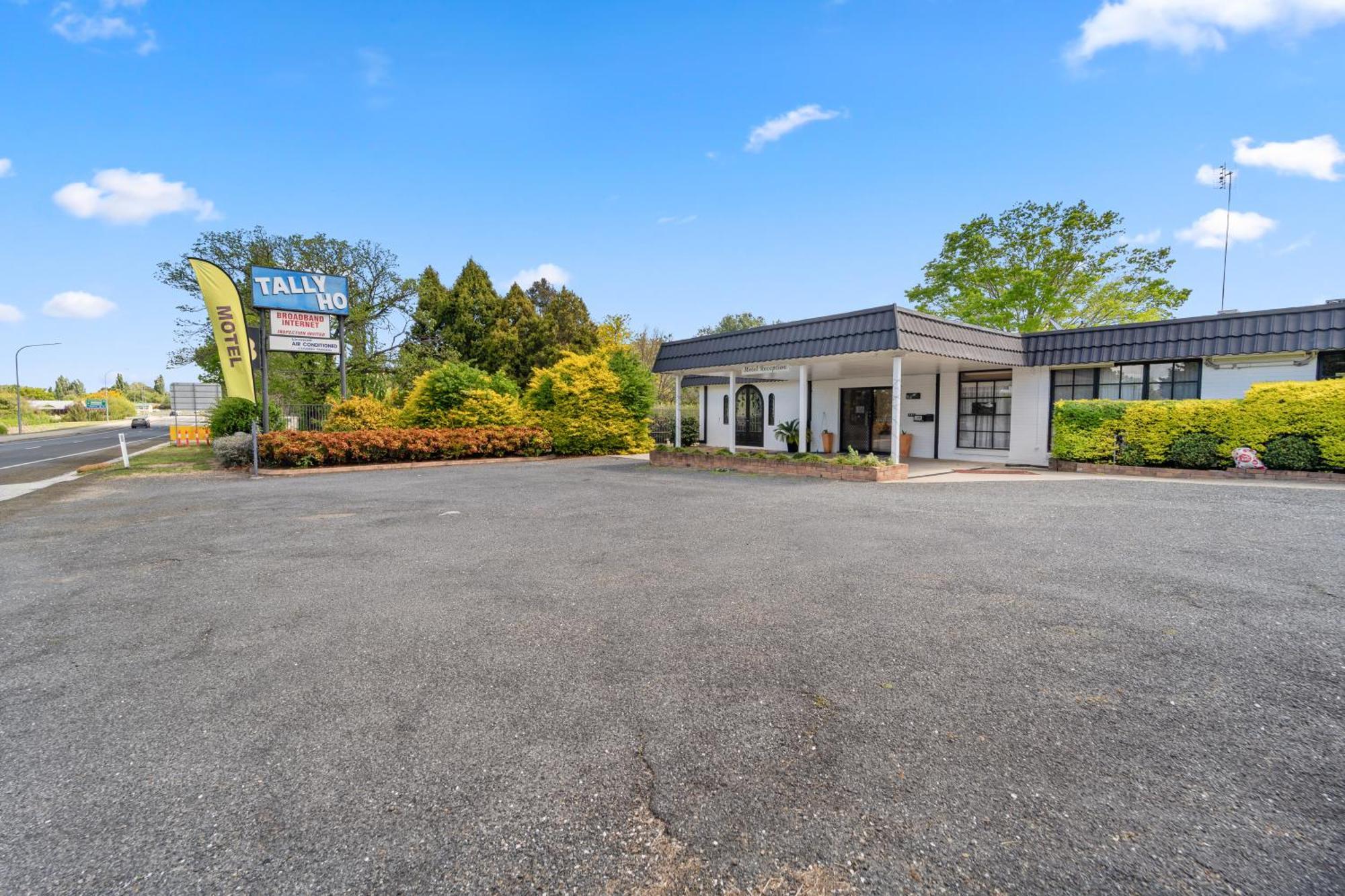 Tally Ho Motor Inn Tenterfield Exterior photo