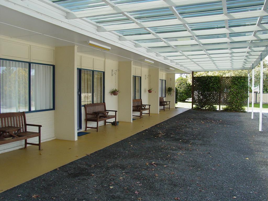 Tally Ho Motor Inn Tenterfield Exterior photo